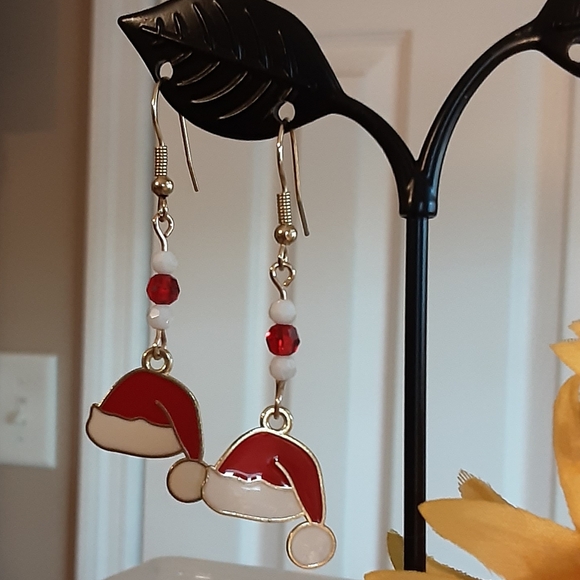 Hand Crafted Santa Hat Red White Christmas Pierced Earrings - Picture 3 of 3